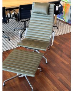 Demo: Vitra EA124 - lounge chair