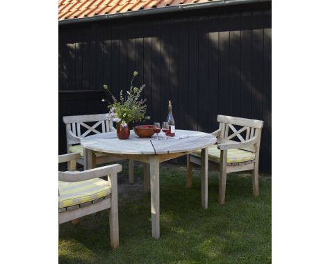 Skagerak - Drachmann havemøbelsæt - 1 bord Ø126 og 4 stole